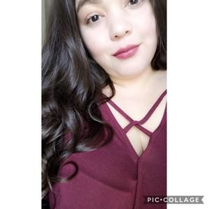 Meet your Posher, Alexis